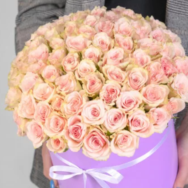 Kemer Florist 75 Pink Roses in Box