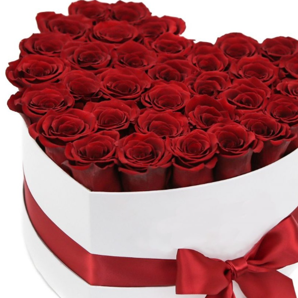 Kemer Florist 35 Red Roses in Heart Box