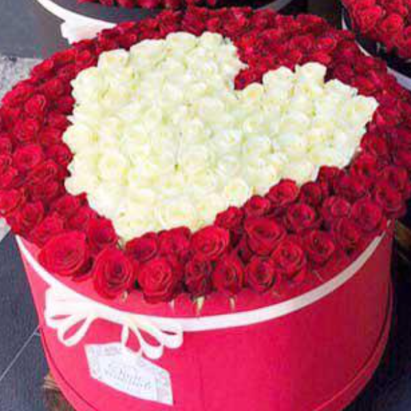  Kemer Flower Delivery 301 Roses in Boxes